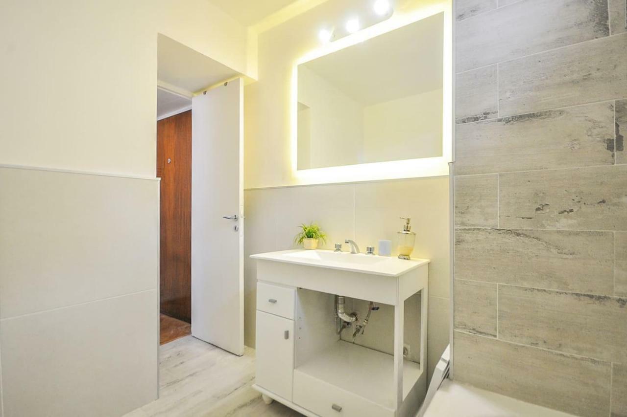 Apartamento En El Mejor Sitio De Recoleta บัวโนสไอเรส ภายนอก รูปภาพ
